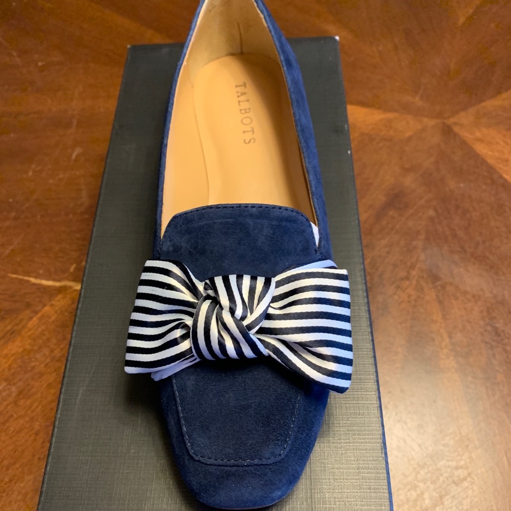 Talbots Indigo Blue Velvet flats with bow